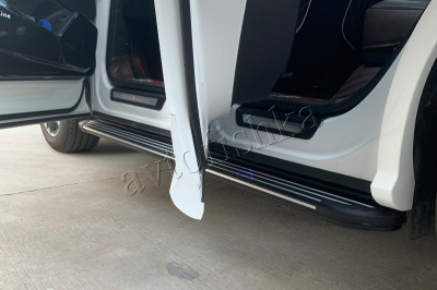 Audi Q3 (19-) штатные пороги (подножки) боковые