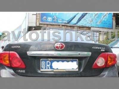 Toyota Camry V40 (06-11) оригинальные красные эмблемы на капот и заднюю крышку багажника, комплект 2 шт.